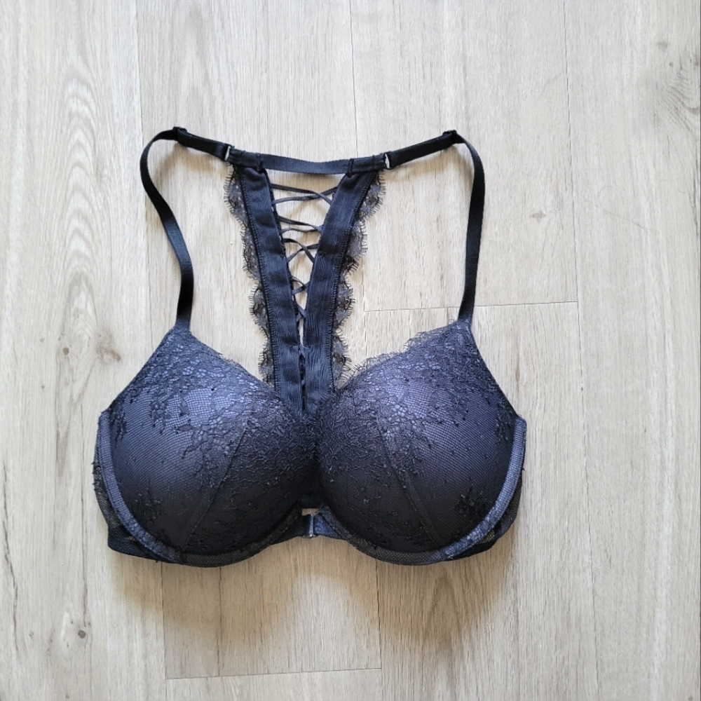 Victoria's Secret 32D Racerback Black Lace Bra